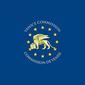 Logo de la Comisión de Venecia