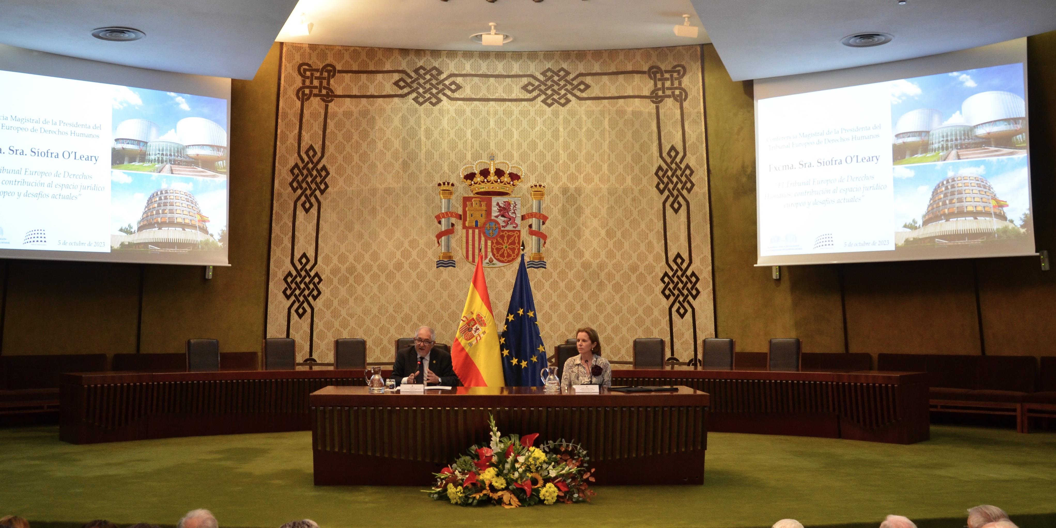 La Presidenta del Tribunal Europeo de Derechos Humanos visita e imparte una Conferencia Magistral en el Tribunal Constitucional de España